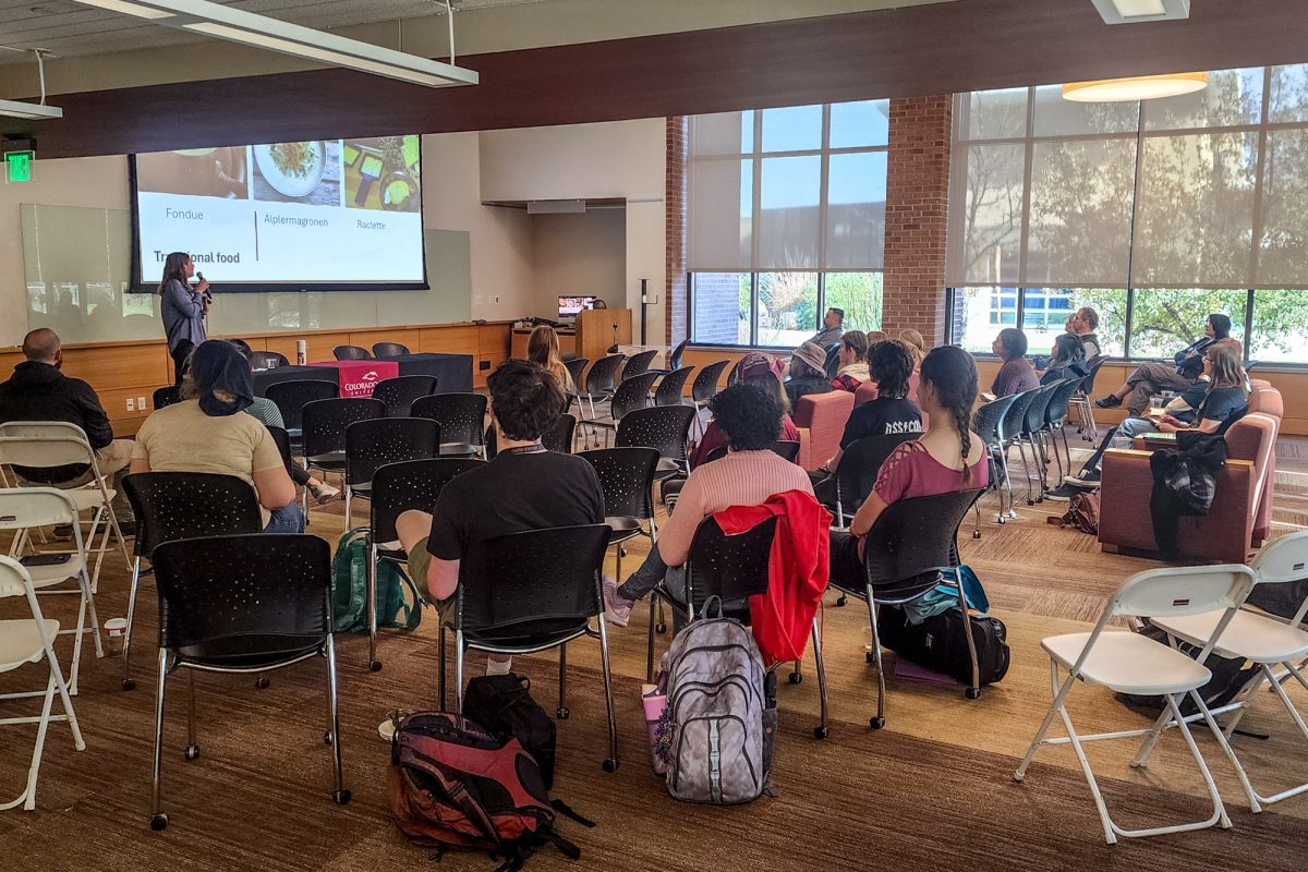 Community members gather in Tomlinson Library on Nov. 13 to watch exchange student Laura Shultz’s presentation on her culture for CMU’s Cultural Cafe. Shutlz is from Switzerland and shared many foods with attendees including Bündner Gerstensuppe and Toblerone chocolate.
