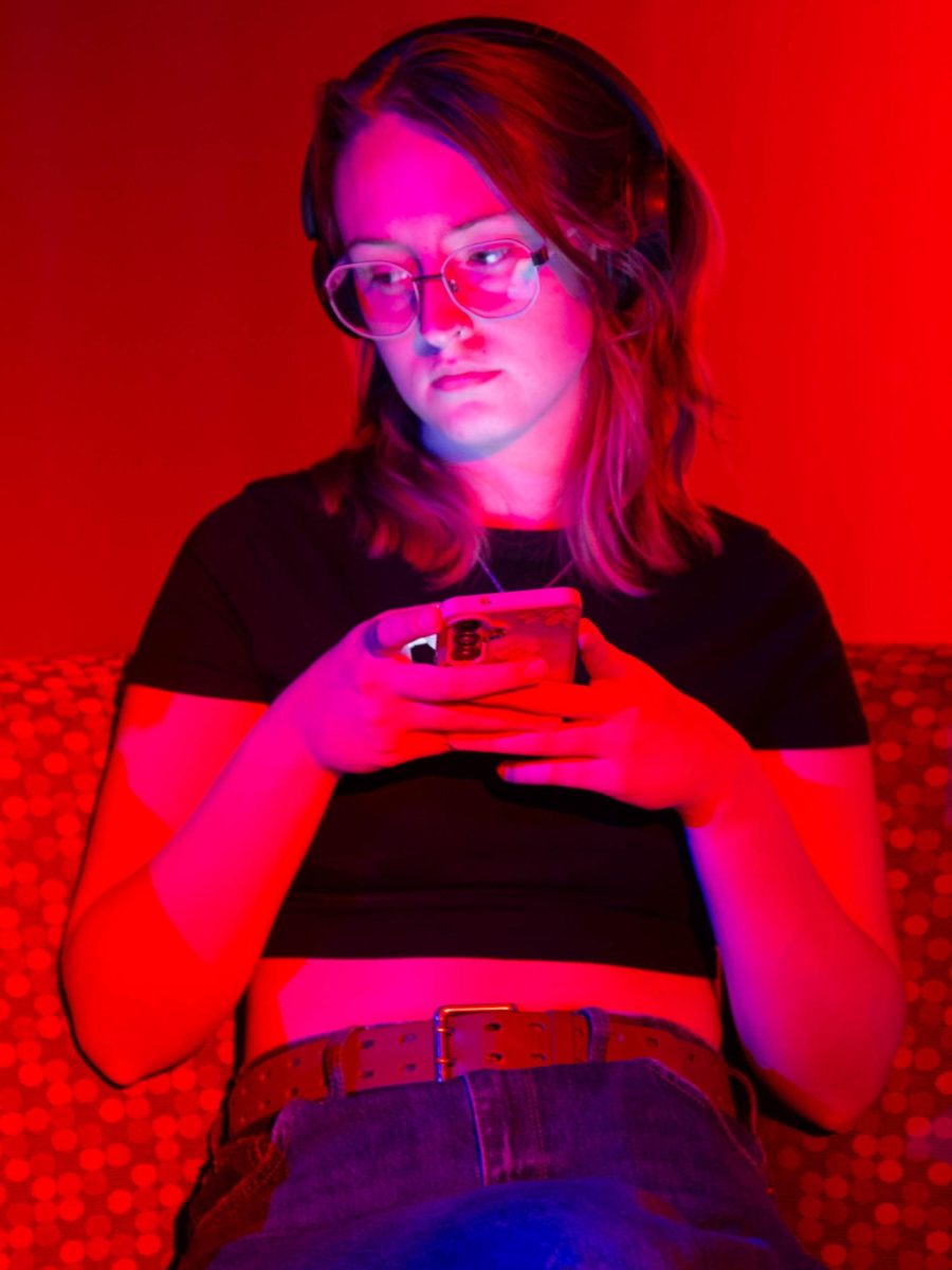 [MASS 415] More than a friend? Unintended consequences when chatbots are too nice and always available